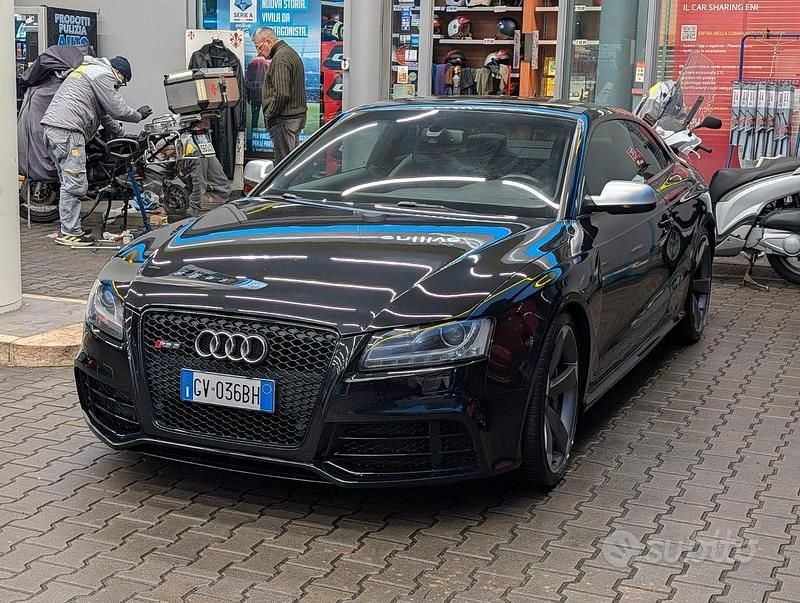 Usata Audi RS5 Ambiente 450 CV (330 kW) 2010 Nero Coupé