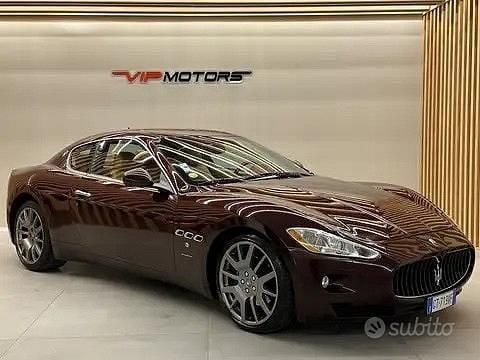 Rosso Usata 2008 Maserati Granturismo Coupé | 42.000 € (Buon prezzo) - Immagine 1/4