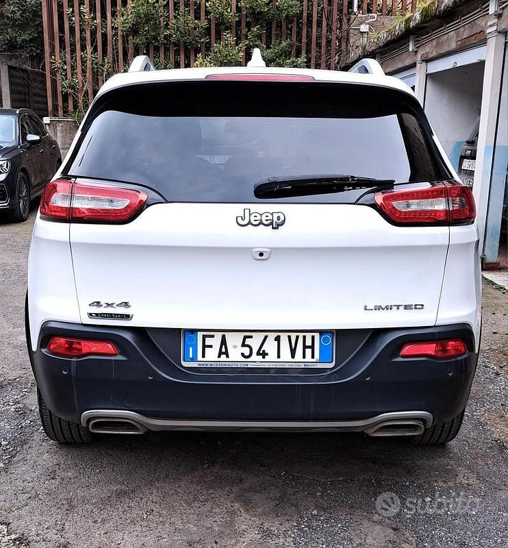 Usata Jeep Cherokee 200 CV (147 kW) 2015 Bianco SUV