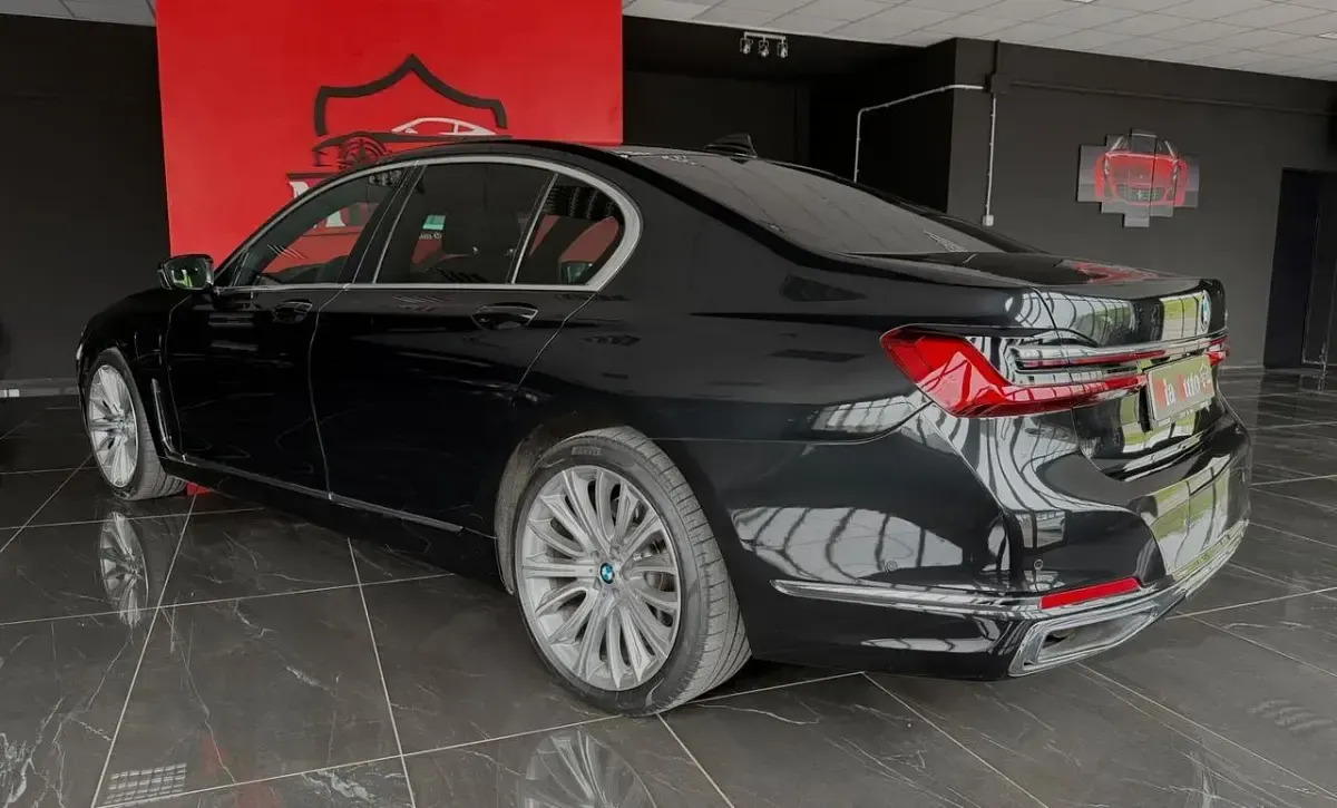 Usata BMW 745e 286 CV (210 kW) 2020 Nero Berlina