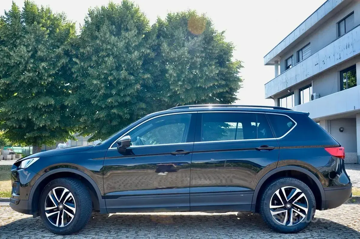 Usata Seat Tarraco Style 150 CV (110 kW) 2020 Nero SUV