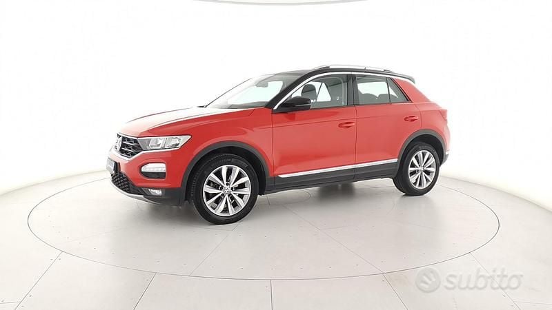 Usata VW T-Roc Style 110 CV (80 kW) 2021 Rosso SUV