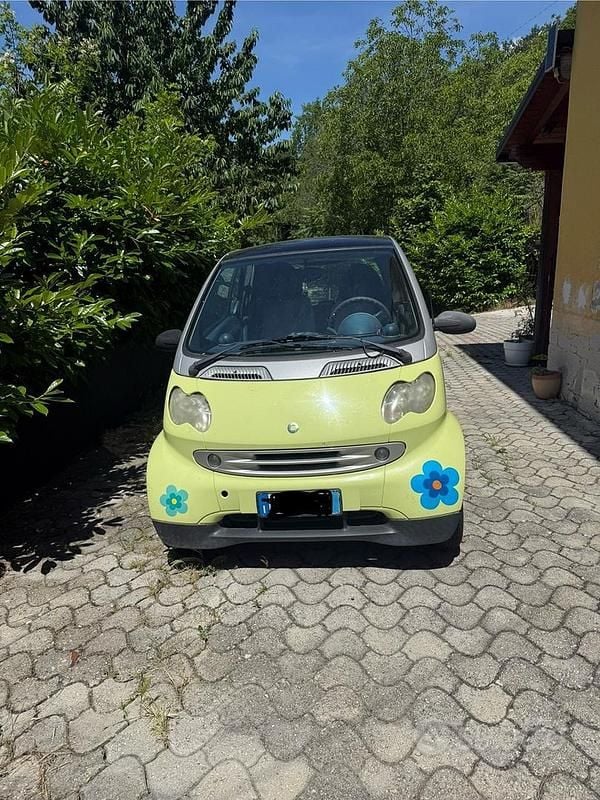 Usata 1999 Smart ForTwo Coupé Coupé | 1000 € - Immagine 1/4