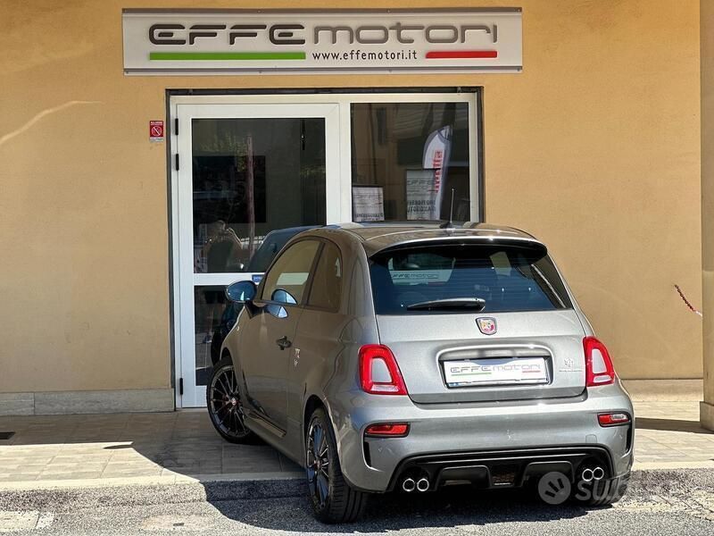 Usata Abarth 595 Esseesse 180 CV (132 kW) 2022 Grigio Utilitaria
