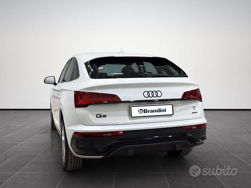 Usata Audi Q5 Sportback Advanced 204 CV (150 kW) 2023 Bianco SUV