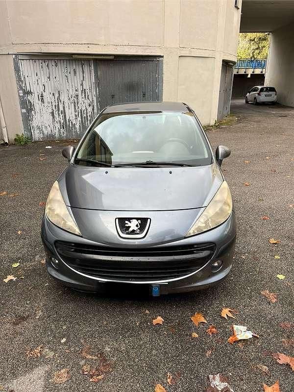 Usata Peugeot 207 73 CV (53 kW) 2009 Grigio Berlina