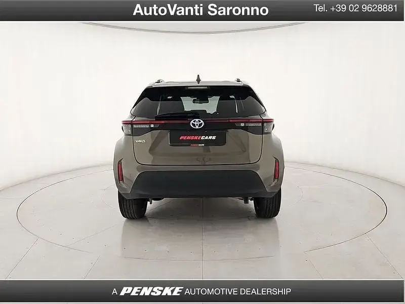 Usata Toyota Yaris Cross Lounge 116 CV (85 kW) 2023 Marrone SUV