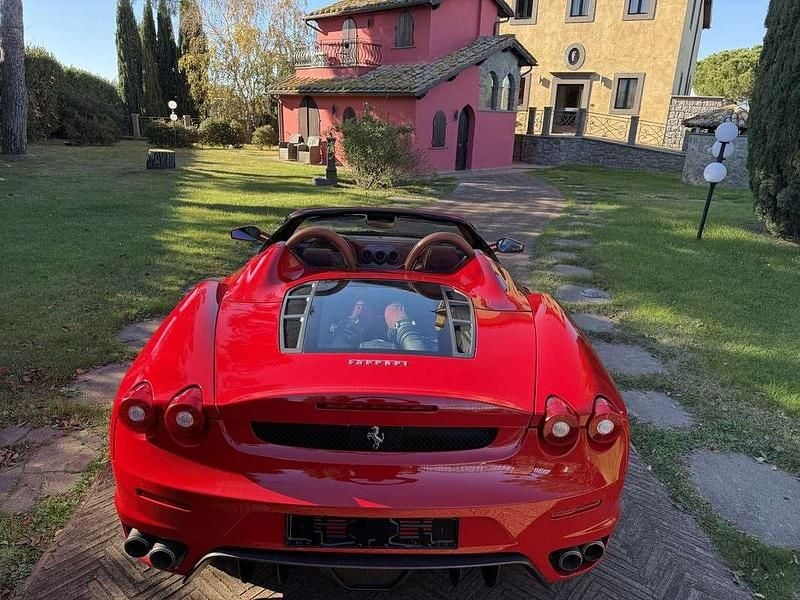Usata Ferrari F430 489 CV (359 kW) 2006 Rosso Cabrio