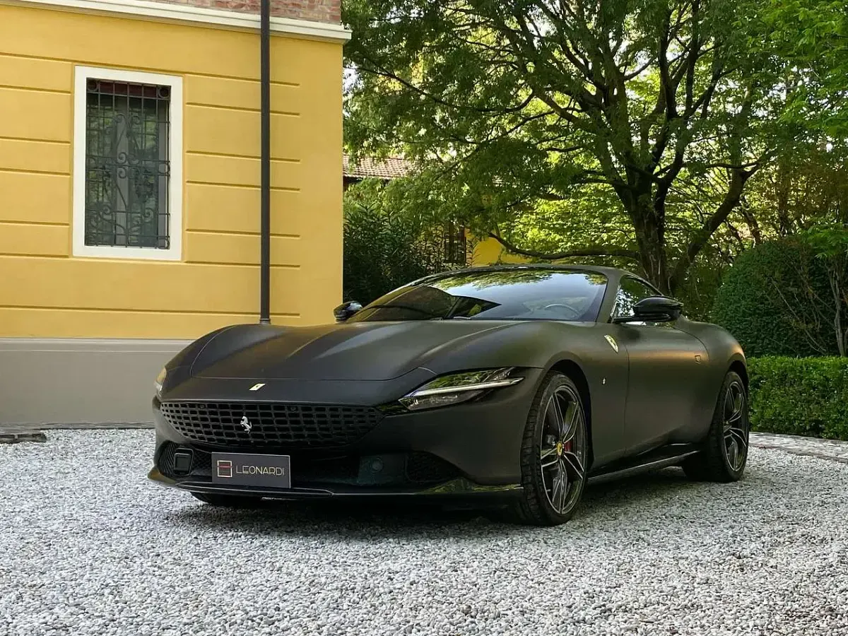 Usata Ferrari Roma 620 CV (456 kW) 2022 Nero Coupé
