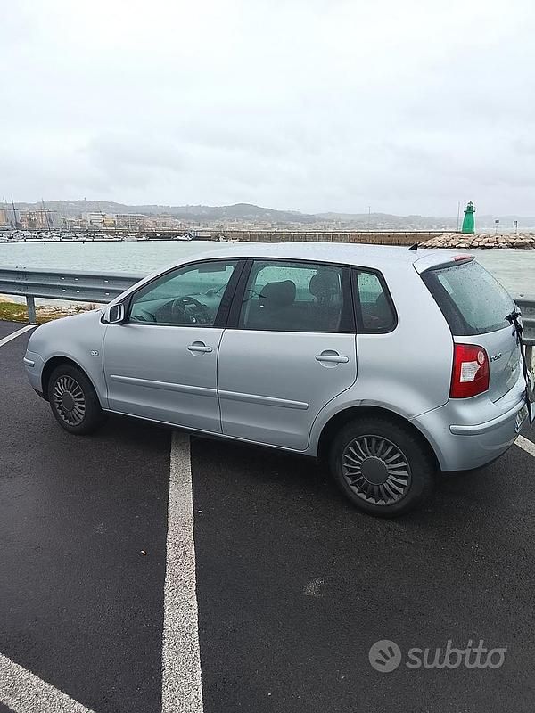 Usata VW Polo 2004 Grigio Utilitaria