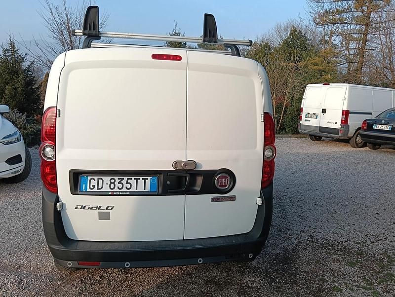 Usata Fiat Doblò Business 95 CV (69 kW) 2020 Bianco