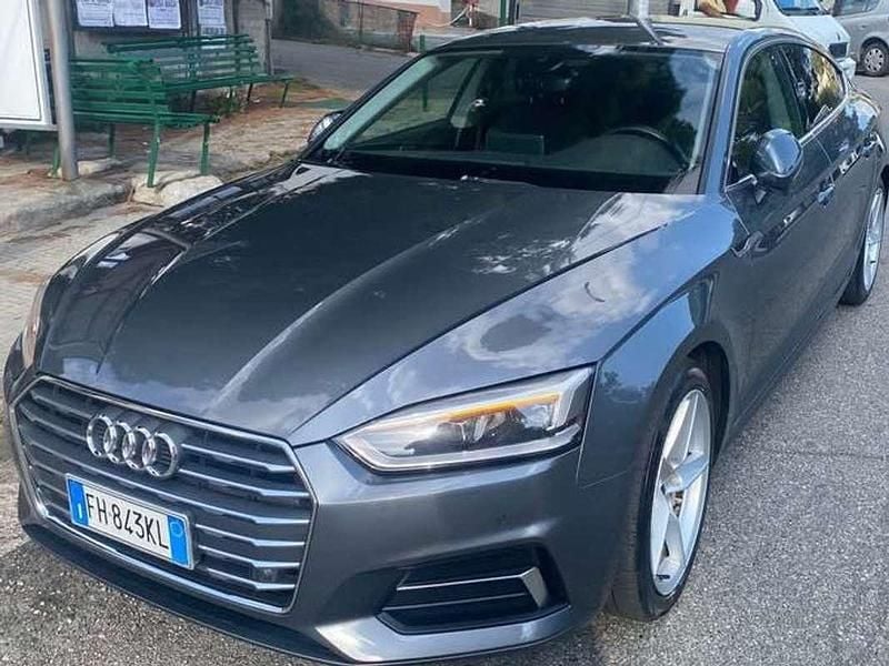 Grigio Usata 2017 Audi A5 Ambiente Tre volumi | 16.000 € (Ottimo prezzo) - Immagine 1/4
