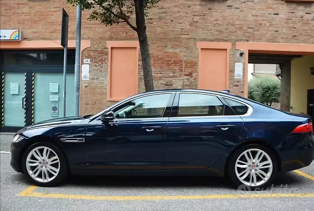 Usata Jaguar XF 200 CV (147 kW) 2018 Berlina