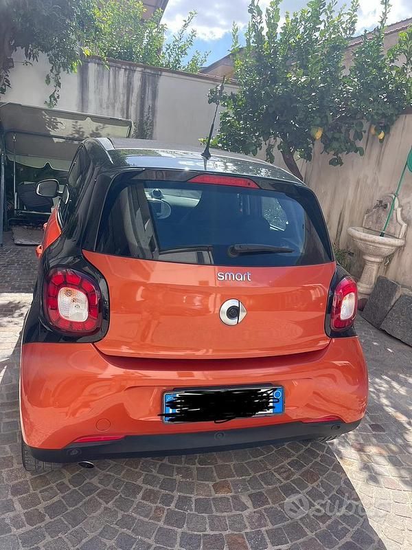 Usata Smart ForFour 71 CV (52 kW) 2016 Utilitaria