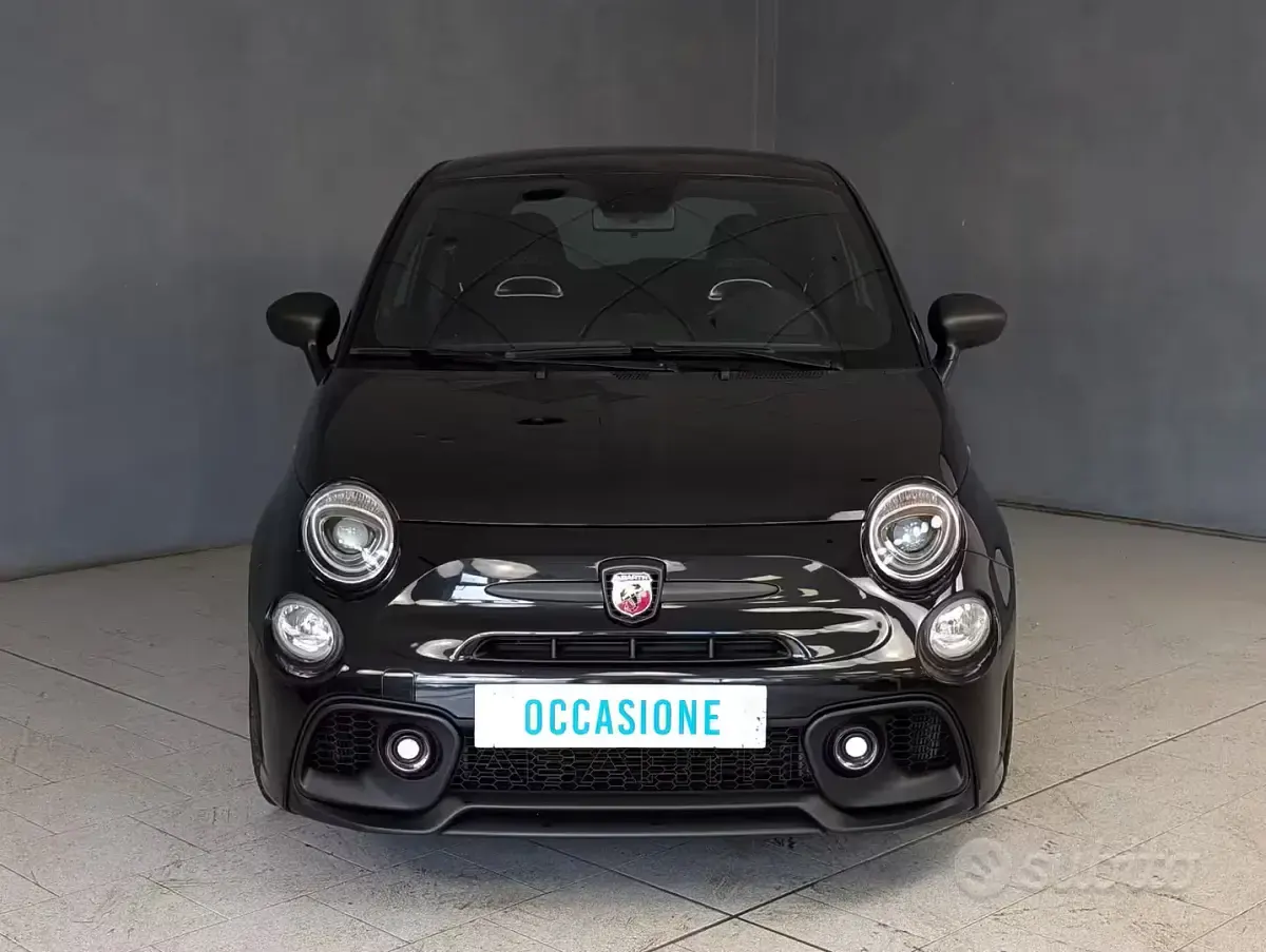 Usata Abarth 500e Competizione 121 kW (165 CV) 2023 Nero Utilitaria