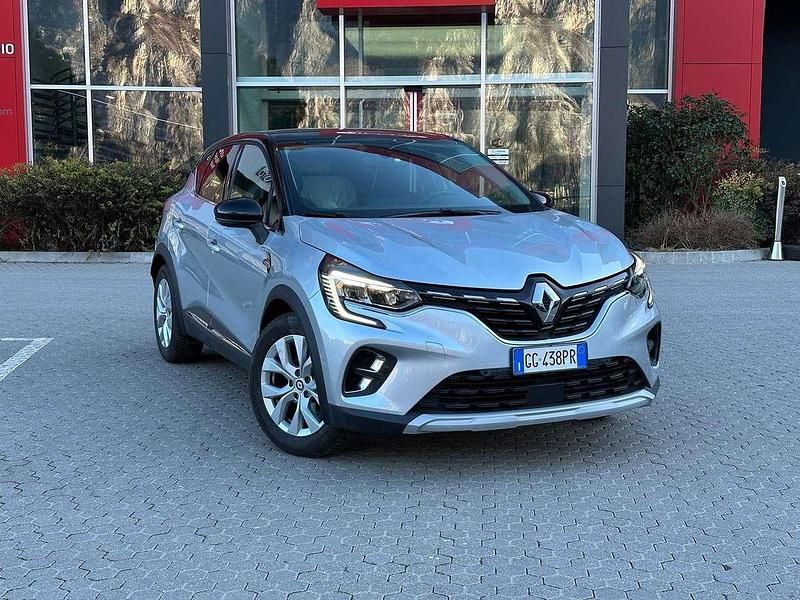 Argento Usata 2021 Renault Captur Intens SUV | 15.800 € (Buon prezzo) - Immagine 1/4