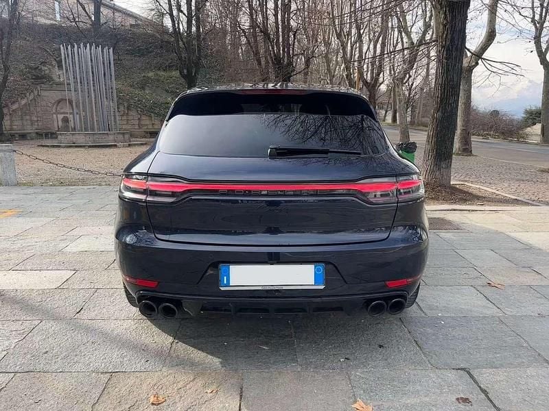 Usata Porsche Macan Sport 245 CV (180 kW) 2020 Blu/azzurro SUV