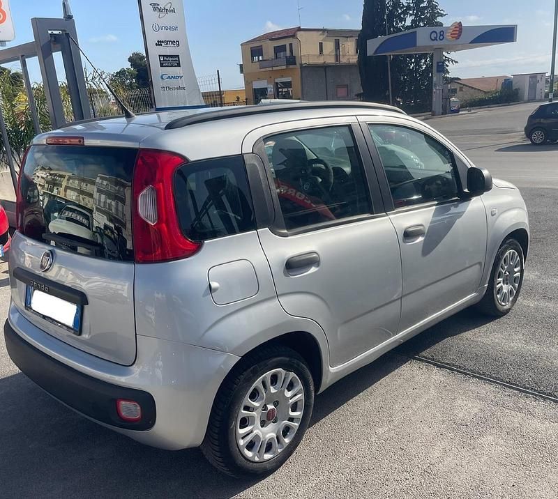 Usata Fiat Panda Easy 69 CV (50 kW) 2014 Grigio Utilitaria