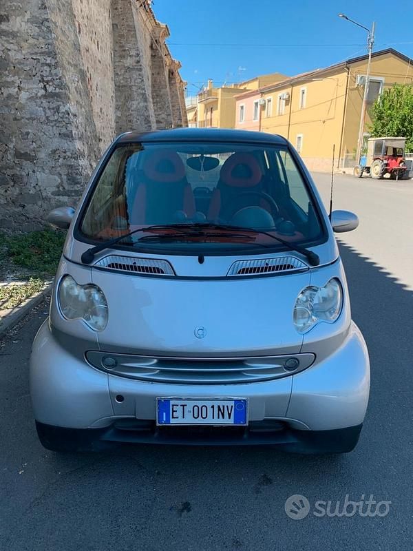 Usata Smart ForTwo Coupé 2005 Utilitaria
