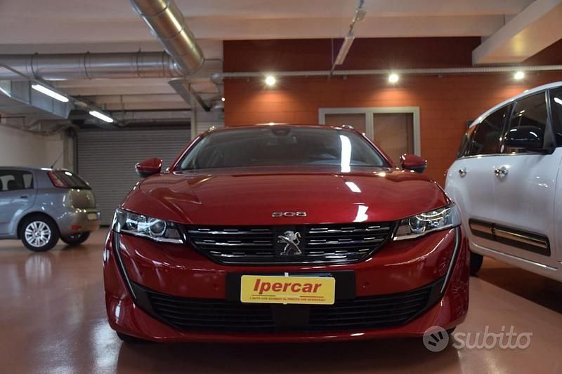 Usata Peugeot 508 Allure 131 CV (96 kW) 2019 Bordeaux metallizzato Station wagon
