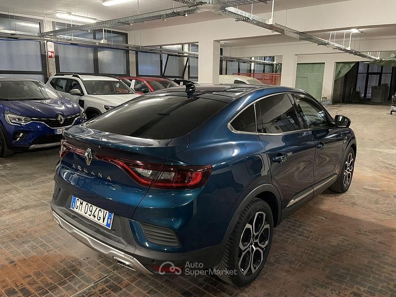 Usata Renault Arkana Techno 140 CV (102 kW) 2022 Blu/azzurro SUV