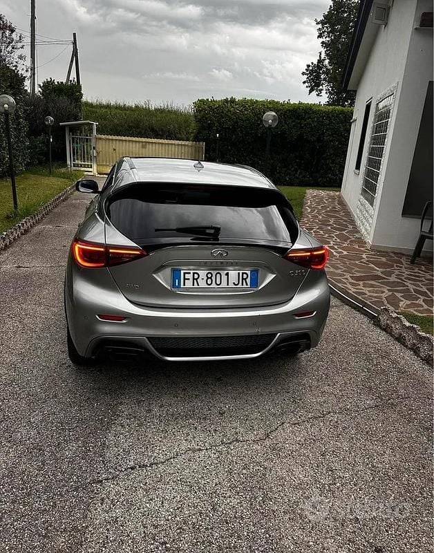 Usata Infiniti Q30 170 CV (125 kW) 2018 Grigio Berlina