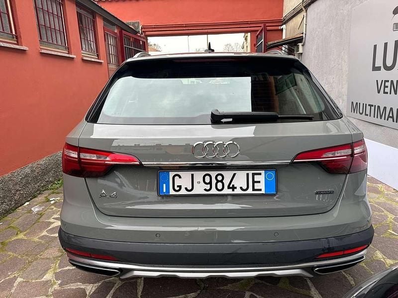 Usata Audi A4 Allroad Business 204 CV (150 kW) 2022 Grigio Station wagon