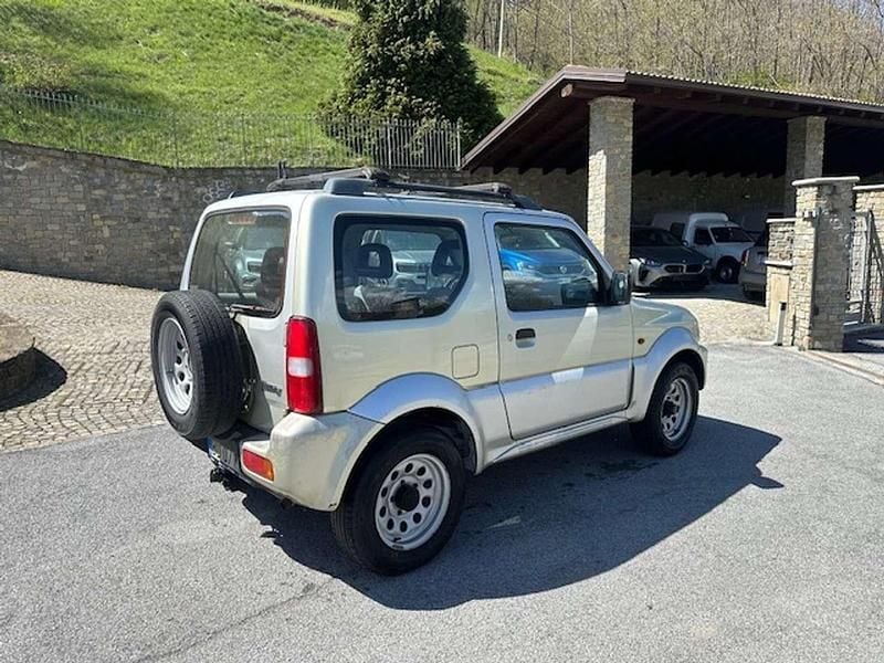Second-hand Suzuki Jimny 80 CP (58 kW) 1999 Gri SUV