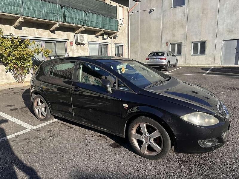 Usata Seat Leon Reference 140 CV (102 kW) 2007 Berlina