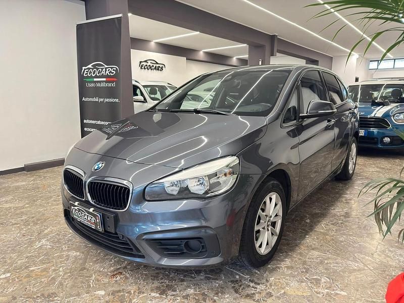 Grigio Usata 2017 BMW 216 Active Tourer Advantage Monovolume | 12.950 € (Cara) - Immagine 1/4