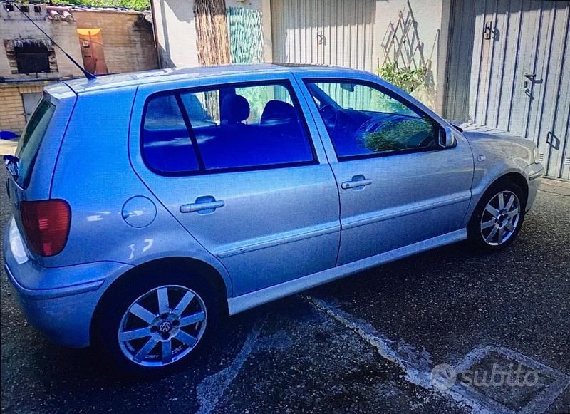 Usata VW Polo 2000 Grigio Berlina