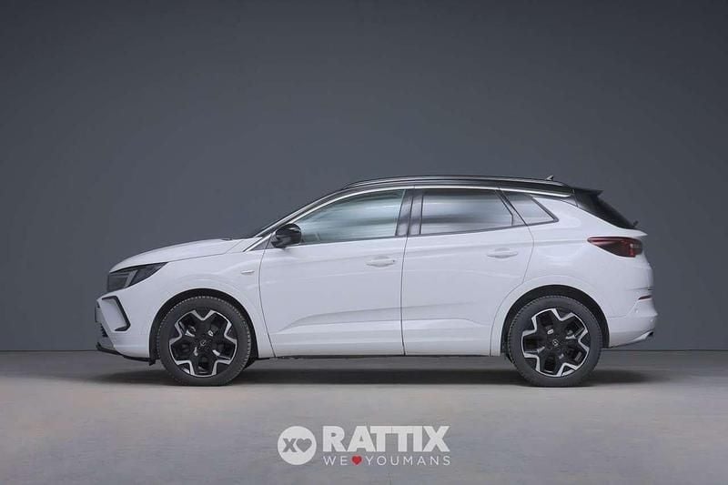 Usata Opel Grandland X Ultimate 131 CV (96 kW) 2024 Artik white SUV