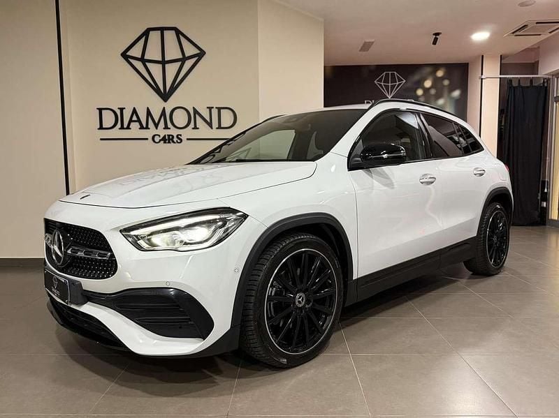 Bianco Usata 2022 Mercedes GLA200 Premium SUV | 33.999 € (Ottimo prezzo) - Immagine 1/4