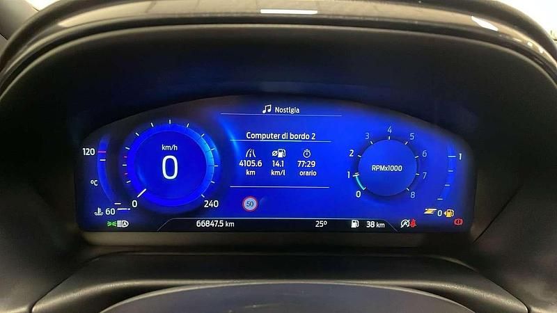 Usata Ford Puma ST-Line 124 CV (91 kW) 2021 Grigio Berlina