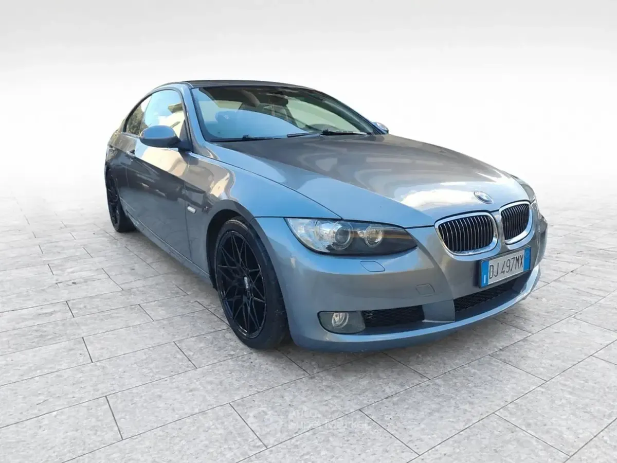 Occasion BMW 320 Efficient Dynamics 177 ch (130 kW) 2007 Gris Coupé