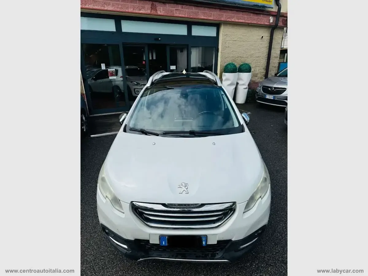 Usata Peugeot 2008 Allure 92 CV (67 kW) 2013 Bianco SUV