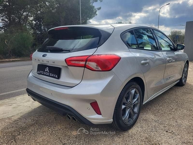 Usata Ford Focus ST-Line 120 CV (88 kW) 2020 Argento Berlina