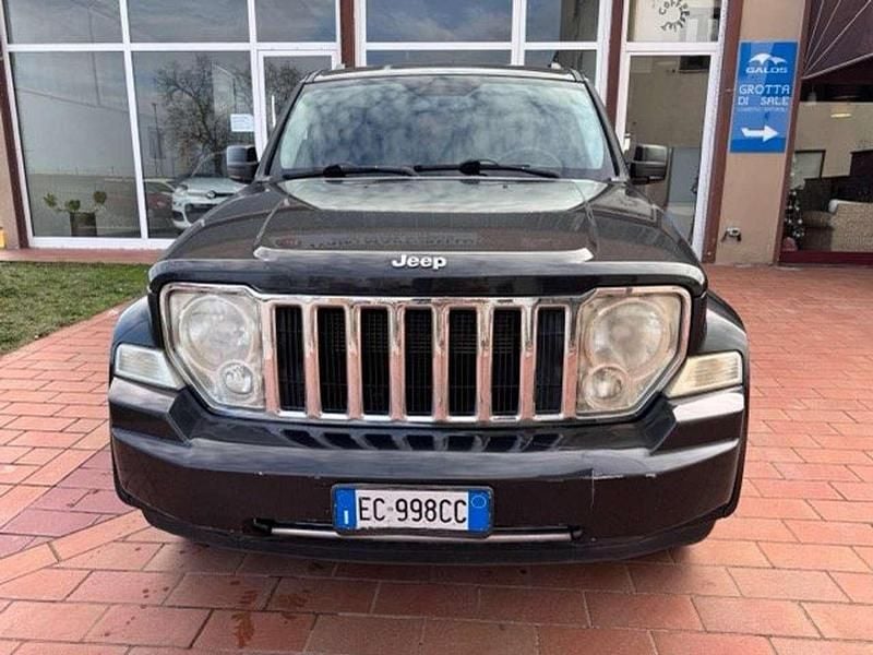 Usata Jeep Cherokee Limited 177 CV (130 kW) 2010 Nero SUV