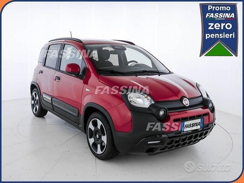 Usata Fiat Panda S 70 CV (51 kW) 2024 Giallo sole (pastello) Utilitaria