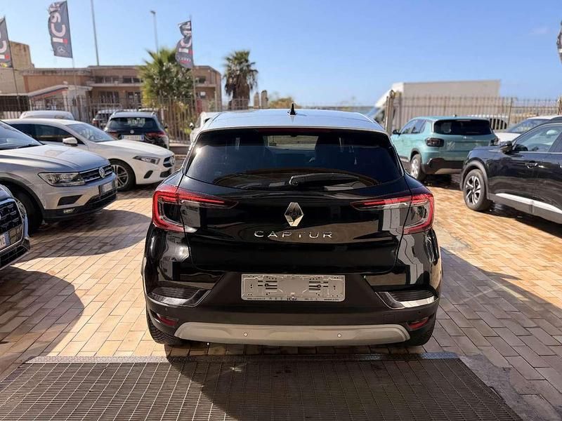 Usata Renault Captur Techno 91 CV (66 kW) 2024 Nero SUV