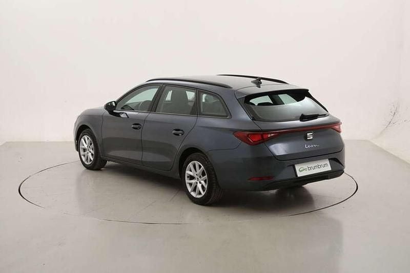Usata Seat Leon ST Style 116 CV (85 kW) 2023 Grigio Station wagon