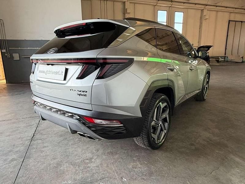 Usata Hyundai Tucson 179 CV (131 kW) 2023 Argento metallizzato SUV