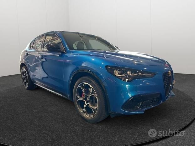 Blu Usata 2024 Alfa Romeo Stelvio SUV | 61.699 € - Immagine 1/4
