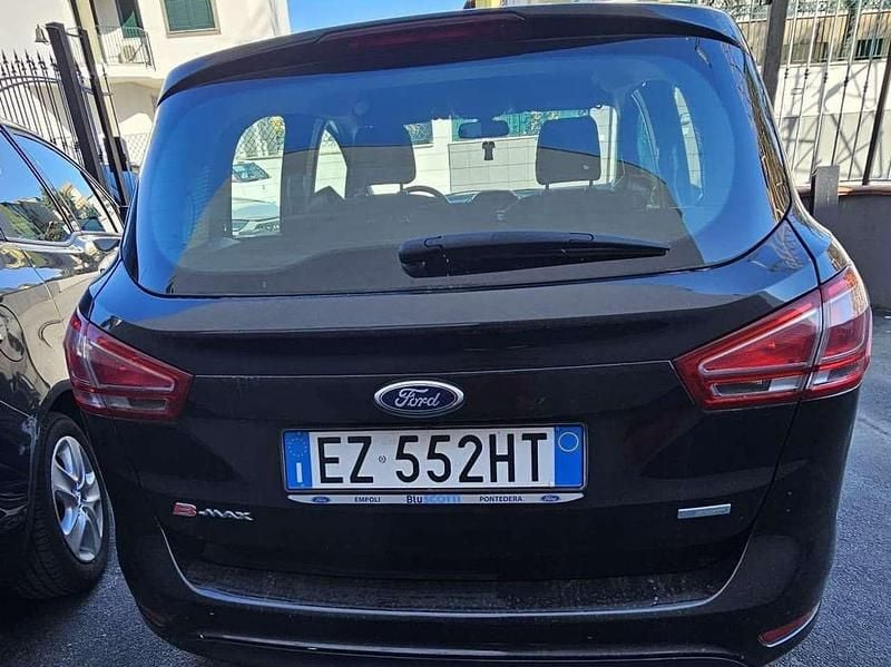 Begagnad Ford B-MAX Titanium 101 HK (74 kW) 2015 Svart Minibuss