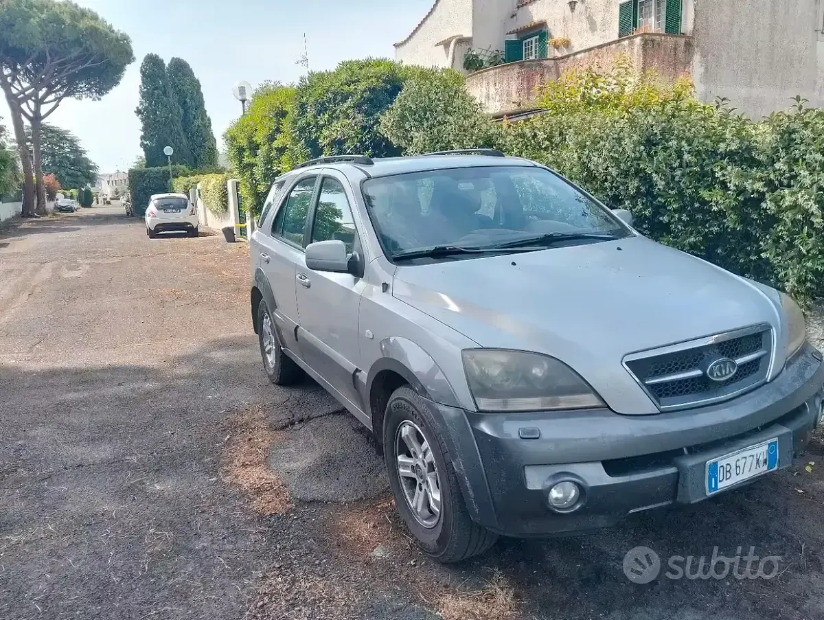 Begagnad Kia Sorento 2006 Grå SUV
