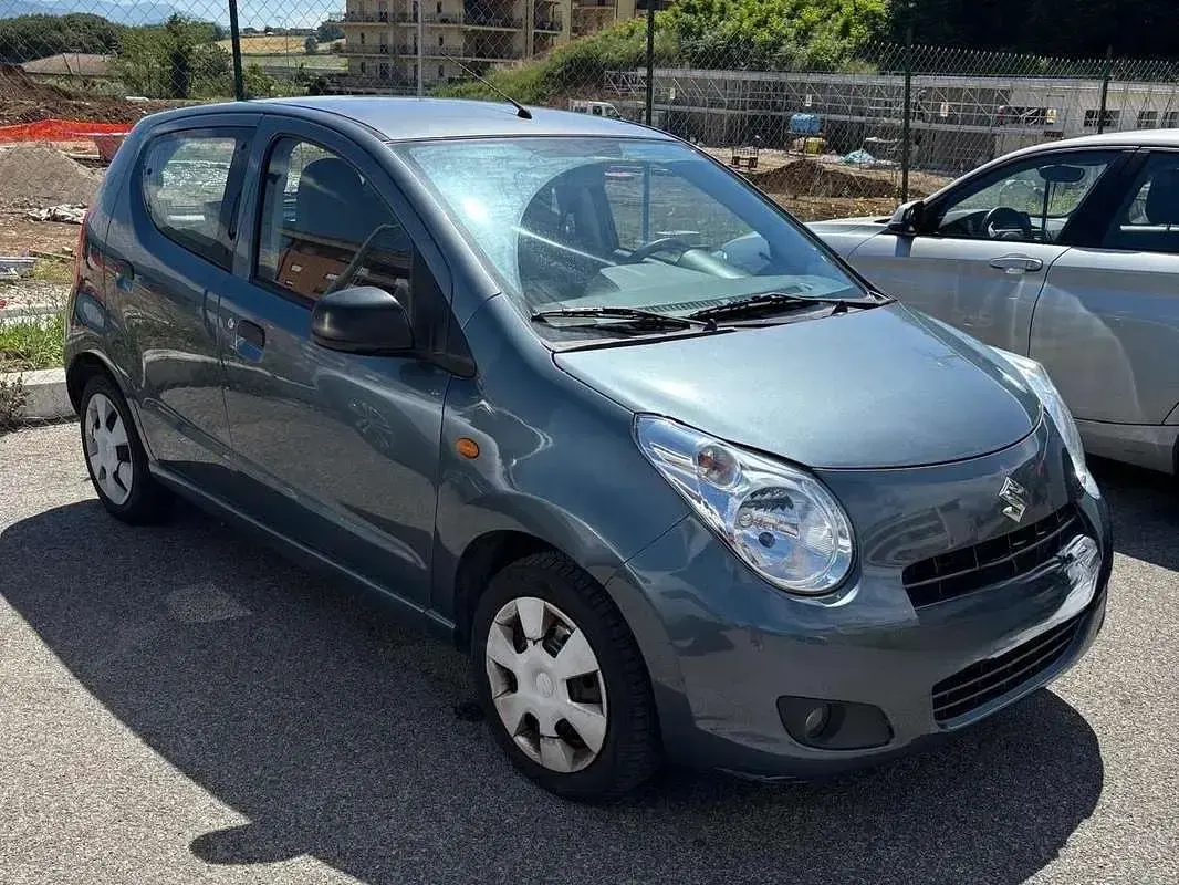 Usata Suzuki Alto 72 CV (52 kW) 2010 Grigio Utilitaria