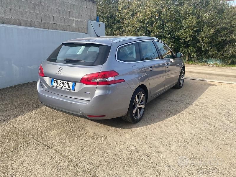 Usata Peugeot 308 Allure 120 CV (88 kW) 2016 Grigio Station wagon