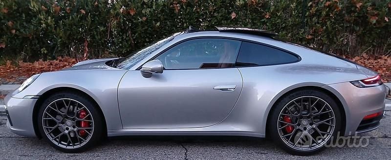 Usata Porsche 992 2020 Grigio Coupé