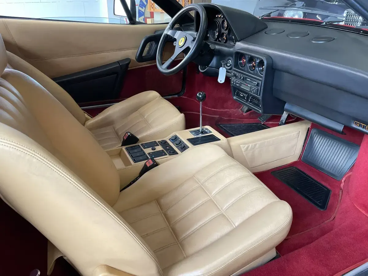 Usata Ferrari 328 270 CV (198 kW) 1987 Rosso Coupé