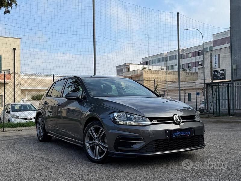 Usata VW Golf VII R-line 115 CV (84 kW) 2019 Grigio Berlina